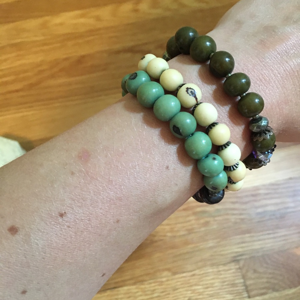 Green bracelet set